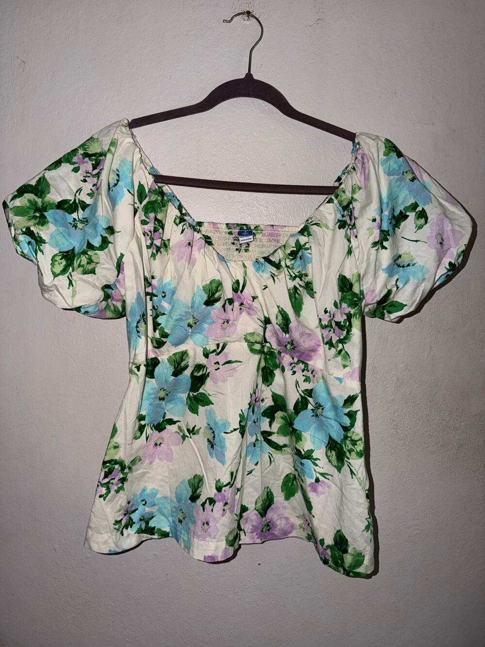 Old Navy Womens M Tall Floral Puff Sleeve Smocked Cotton Blouse